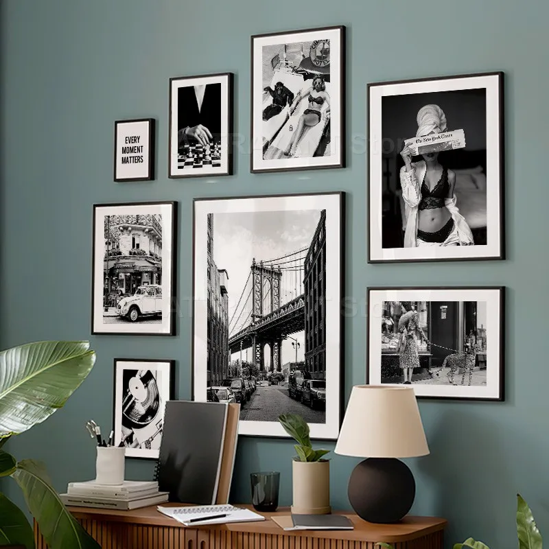 Schwarz und Weiß Vintage Wand  – Vintage Fashion Sketches Bewertung und Preis