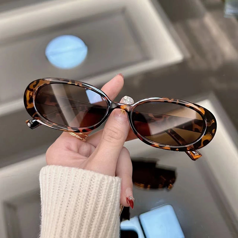 Neue Ovale Vintage-Sonnenbrill – Vintage Fashion Glasses Bewertung und Preis