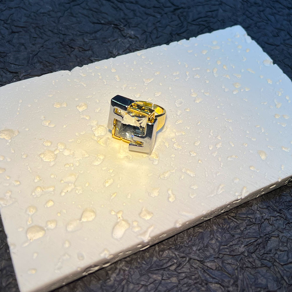 Vintage mittelalterlicher G-Ri – Vintage Fashion Rings Bewertung und Preis