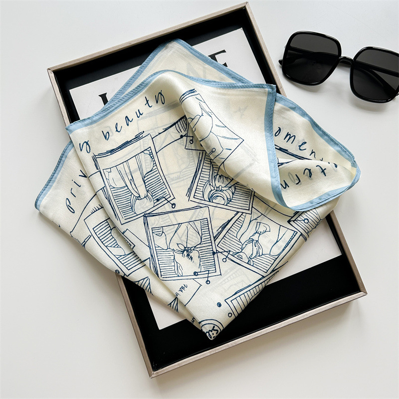 Vintage-Skizzen-Print Satin-Kl – Vintage Fashion Sketches Bewertung und Preis